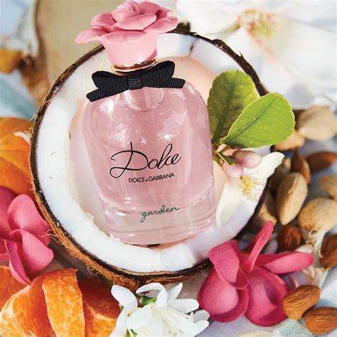 dolce of dolce and gabbana|dolce gabbana dolce garden fragrantica.